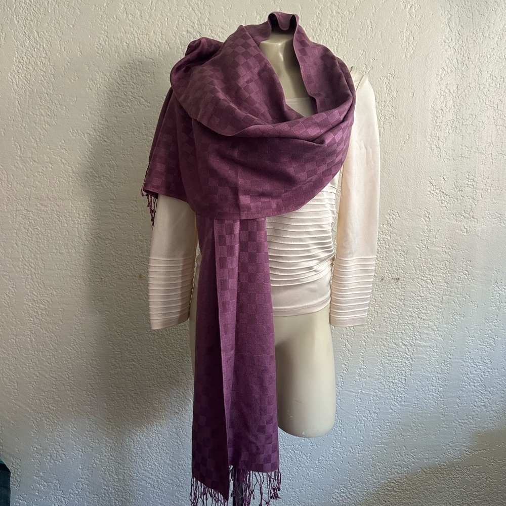 CHATEAU ROBERT hand looming lilac long Pashmina with silk